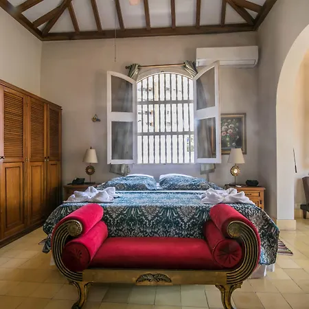 Boutique Castillo Ines Maria